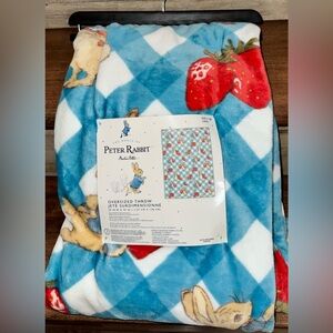 🥰 Beatrix Potter Peter Rabbit Easter Spring Garden Plush Throw Blanket 50” x 70”